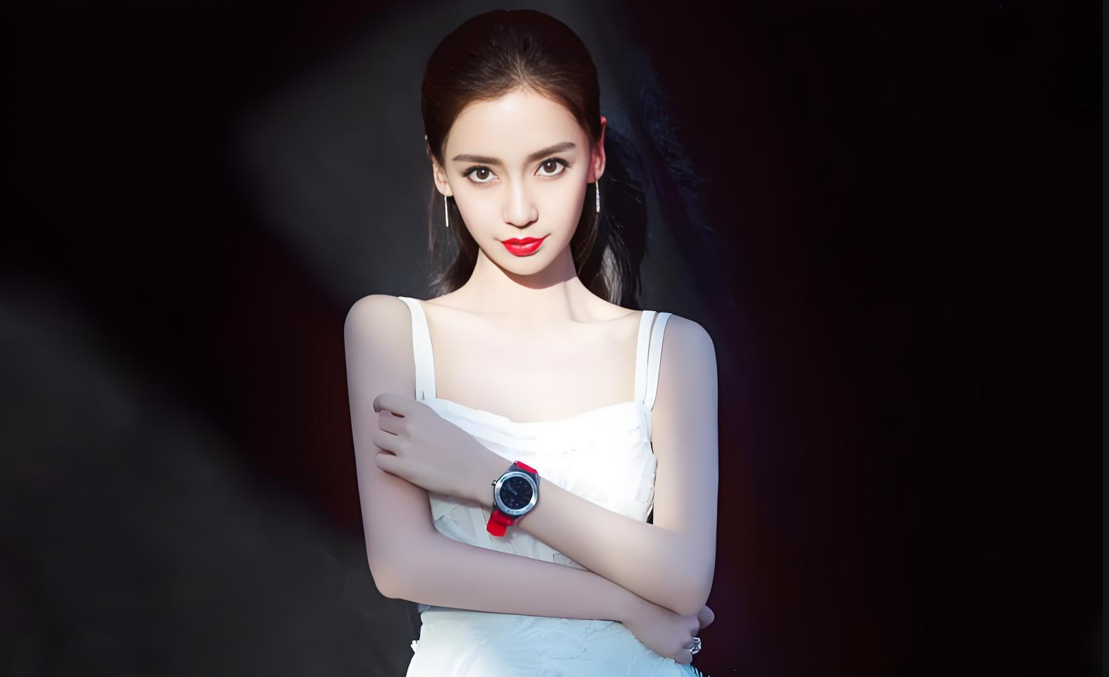 杨颖的QQ号是什么呢？