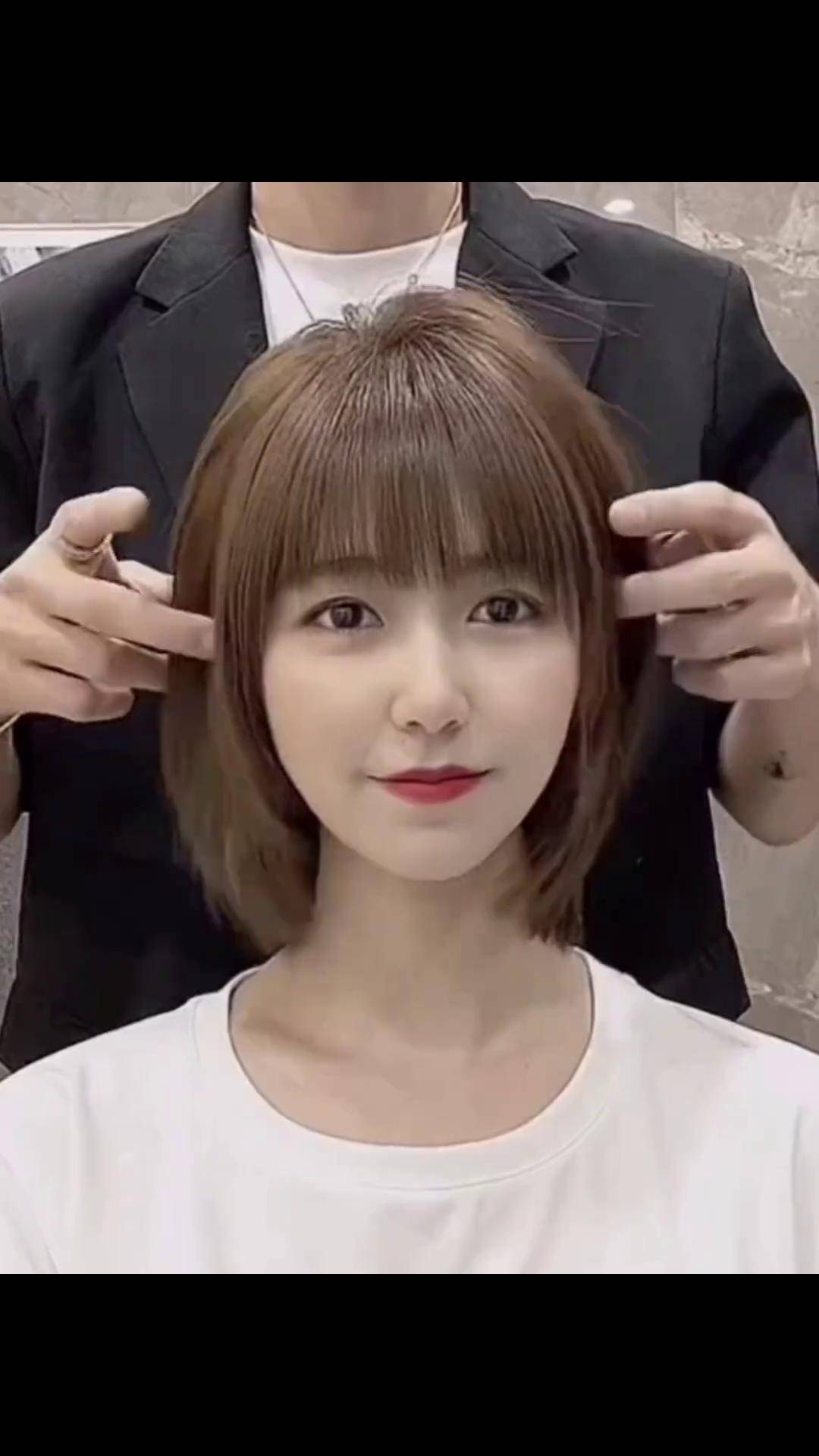 圆脸女生适合什么发型呢