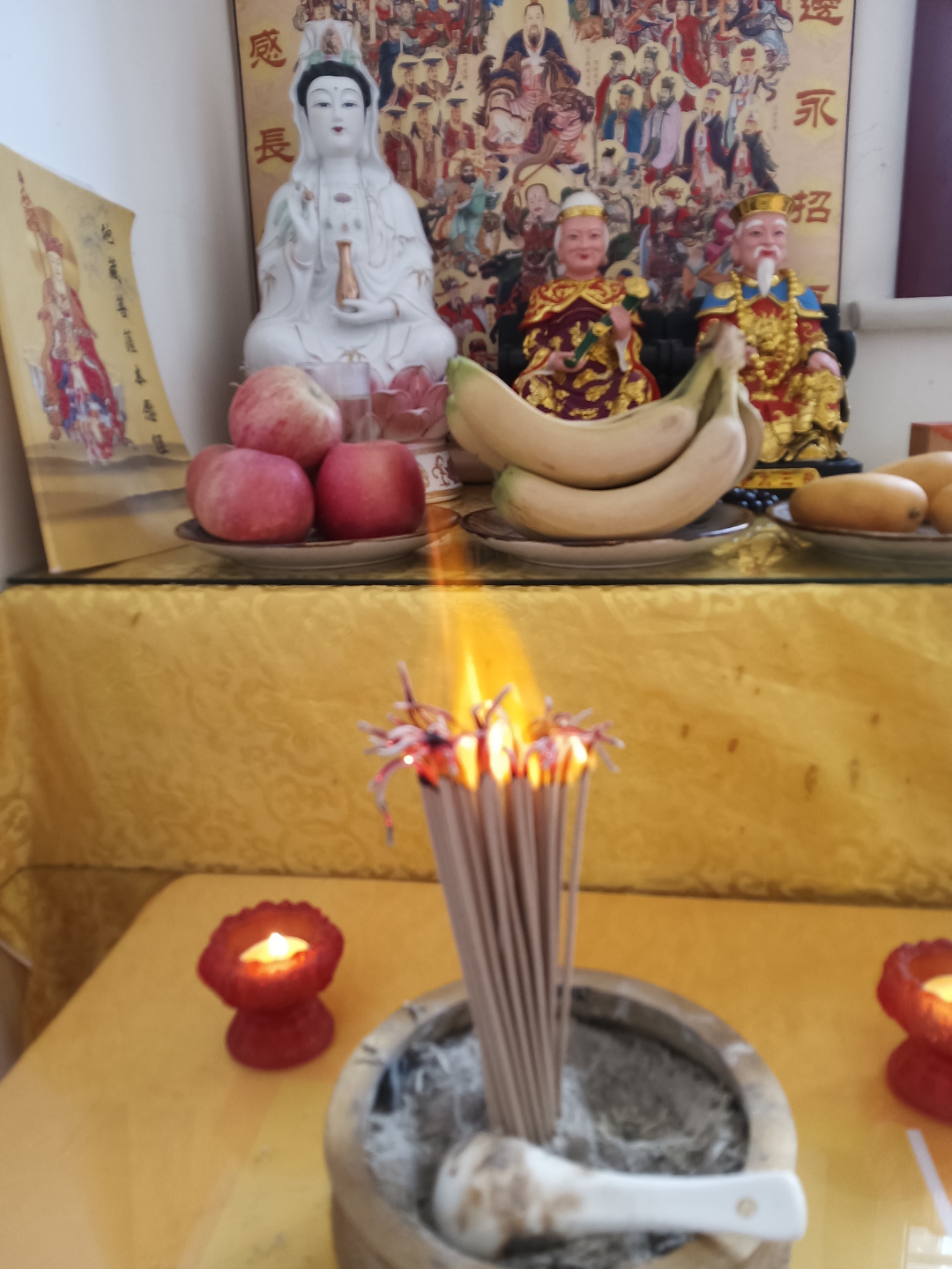 棺材上放什么可以辟邪吉利