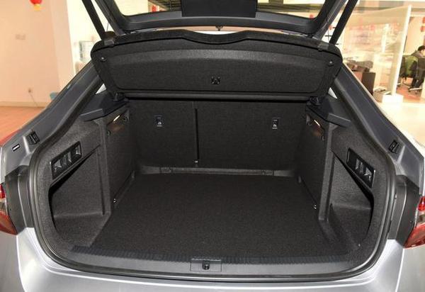 车后备箱打不开怎么办