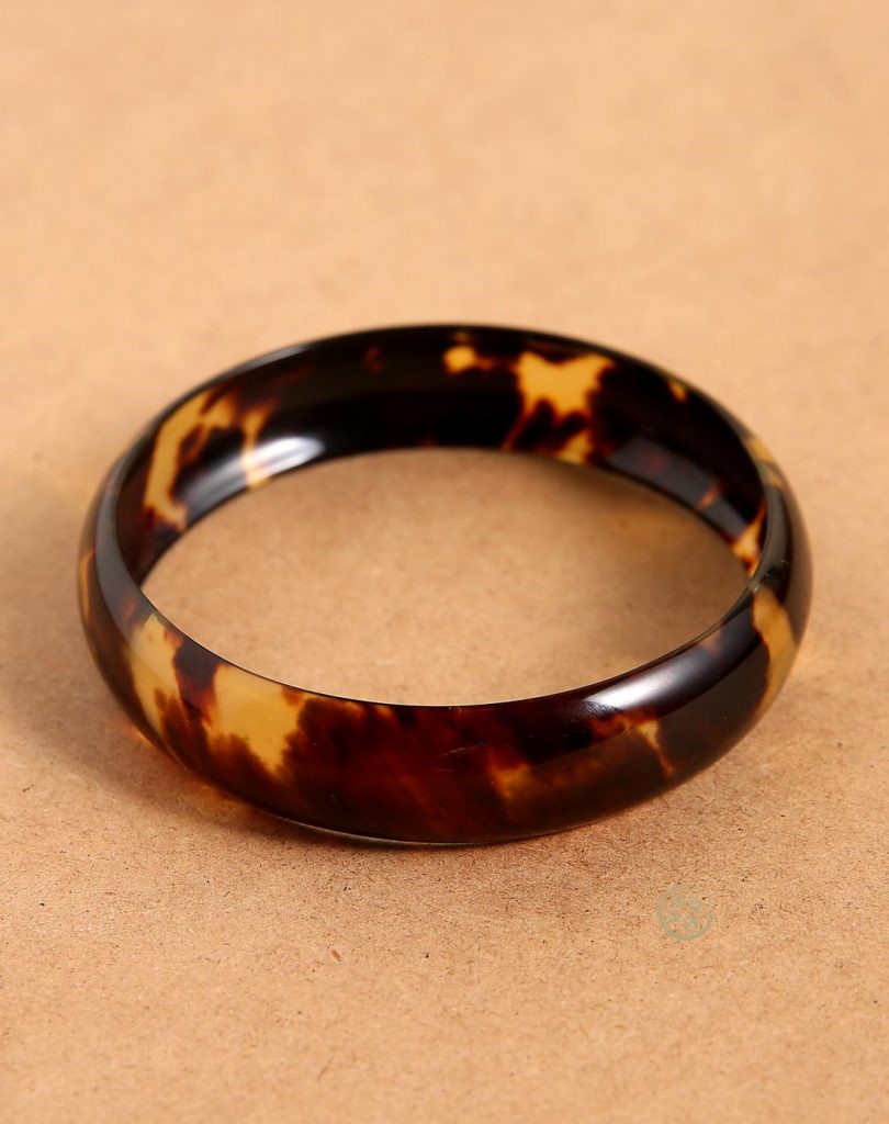 教你几招玳瑁手镯真假鉴别