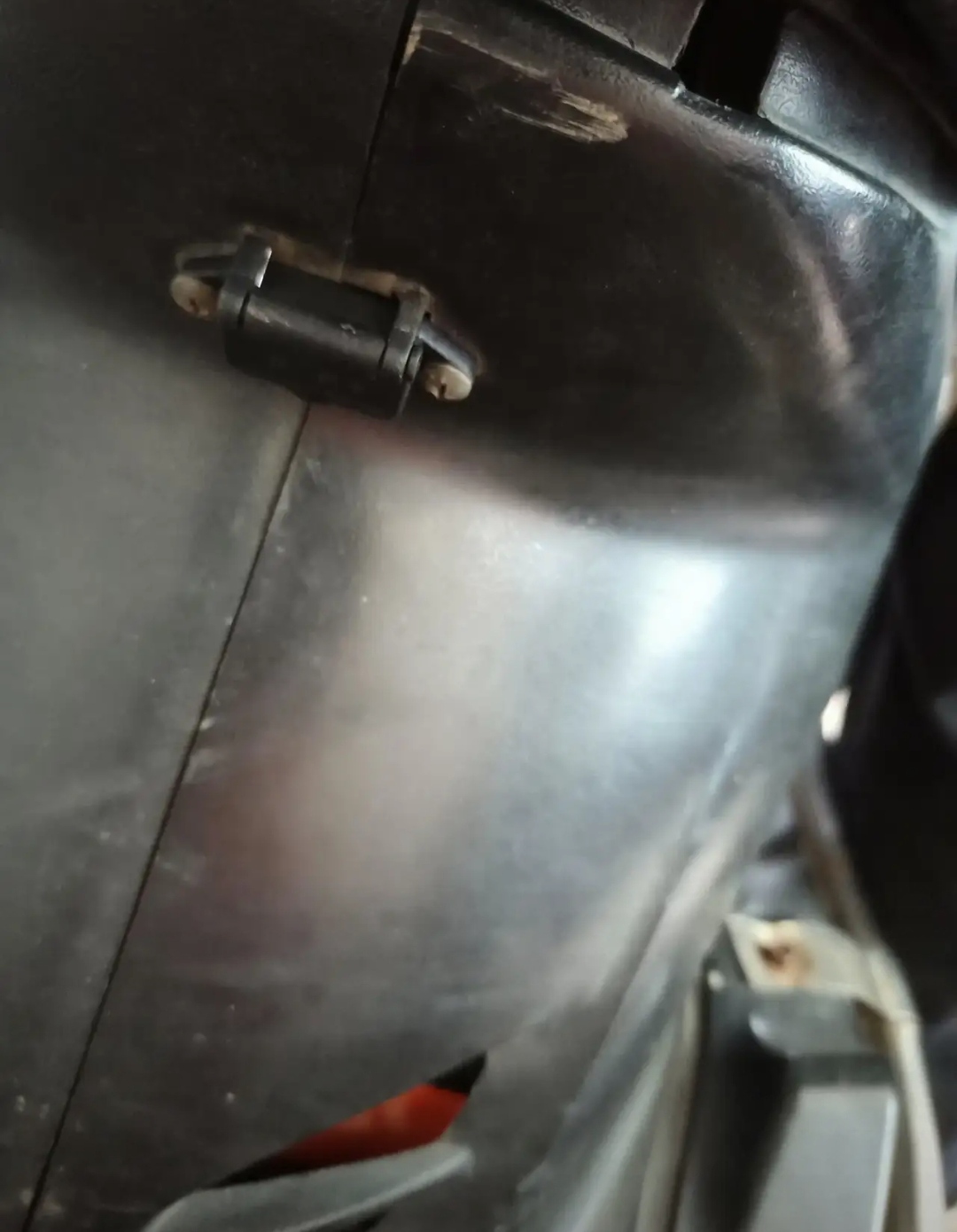 电瓶车自己更换电瓶步骤