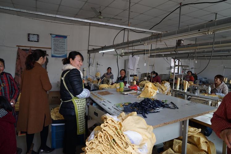 投资10万的小型加工厂有哪些