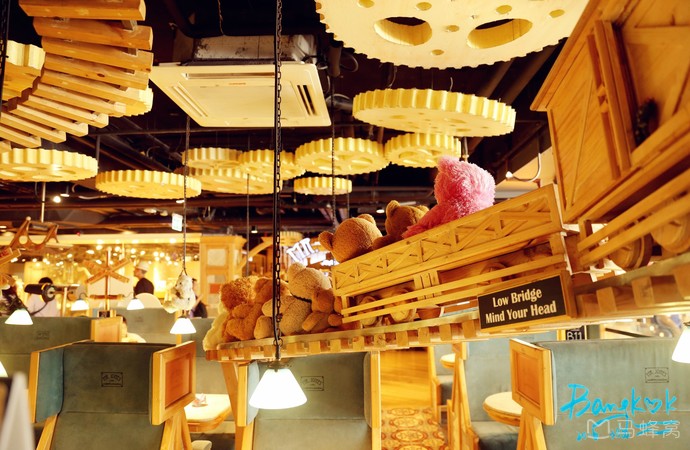 灯红酒绿是什么意思出自哪里