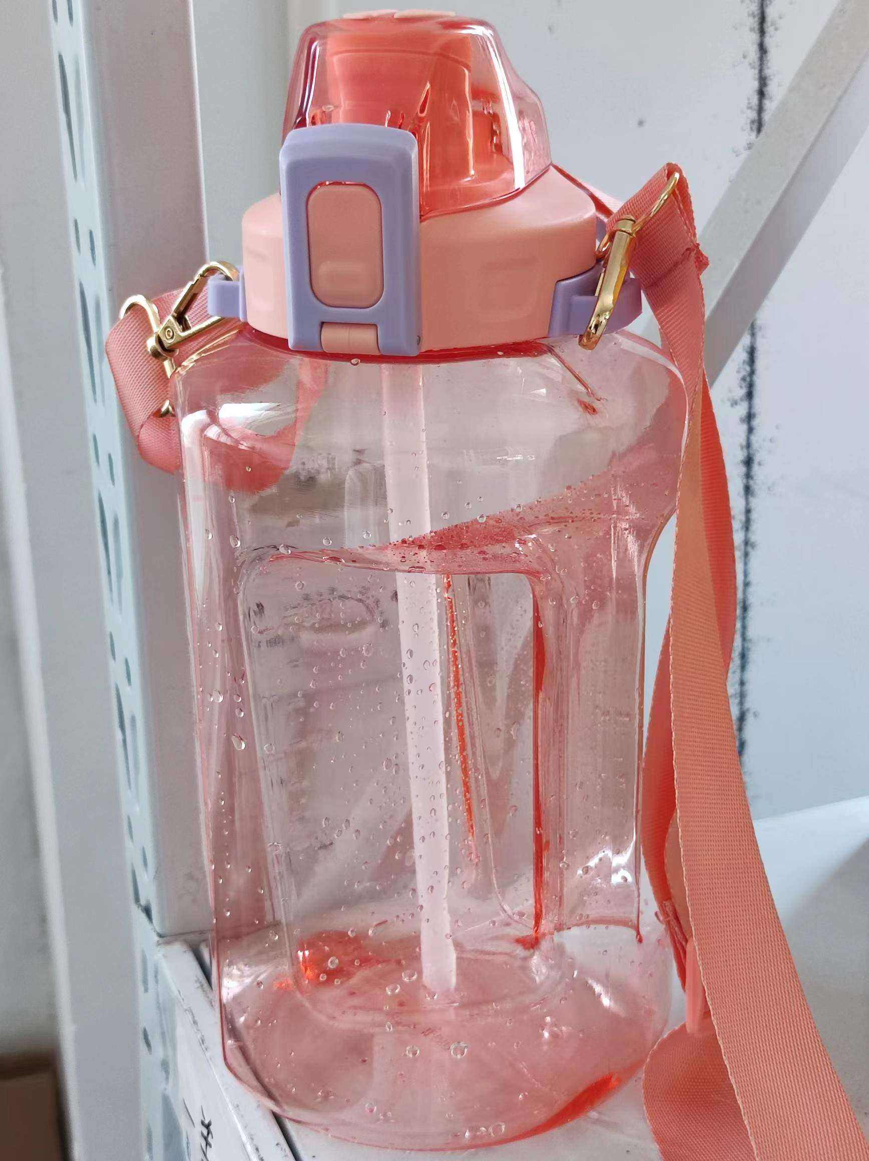 两百毫升的水大概是多少?