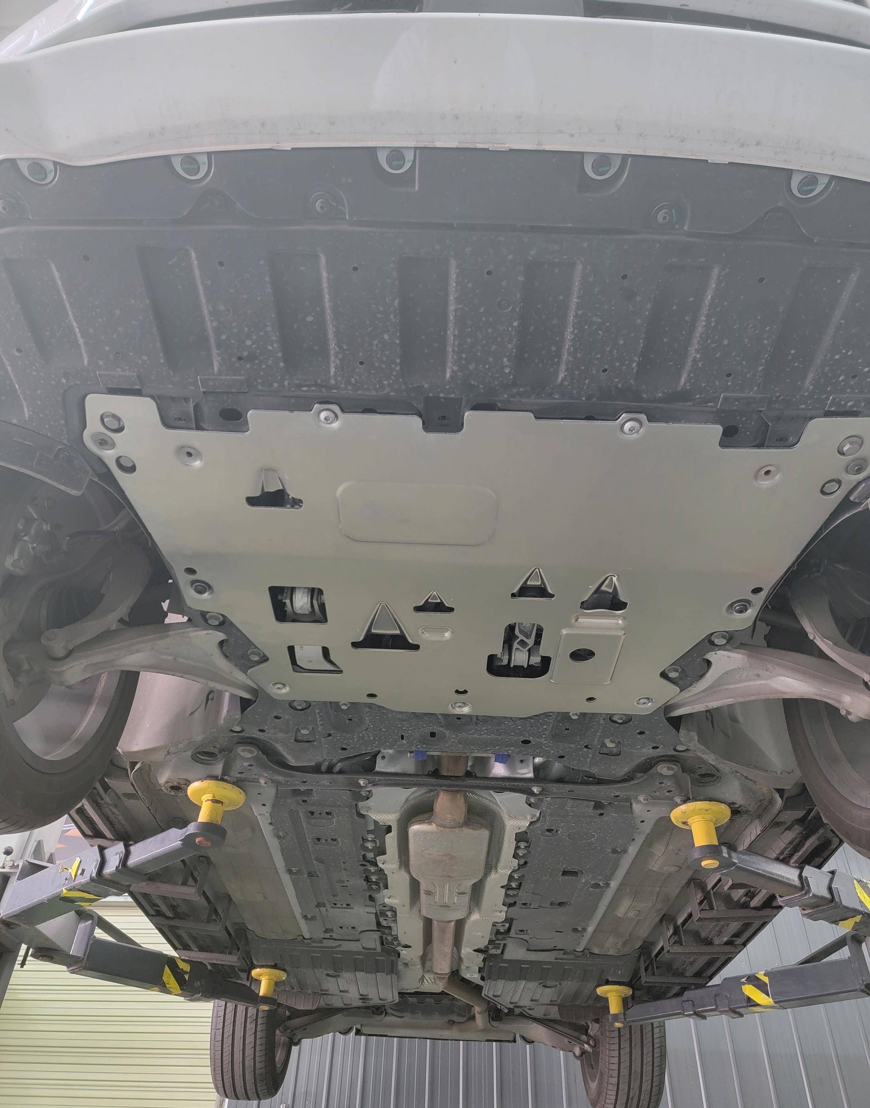 发动机护板什么材质最好