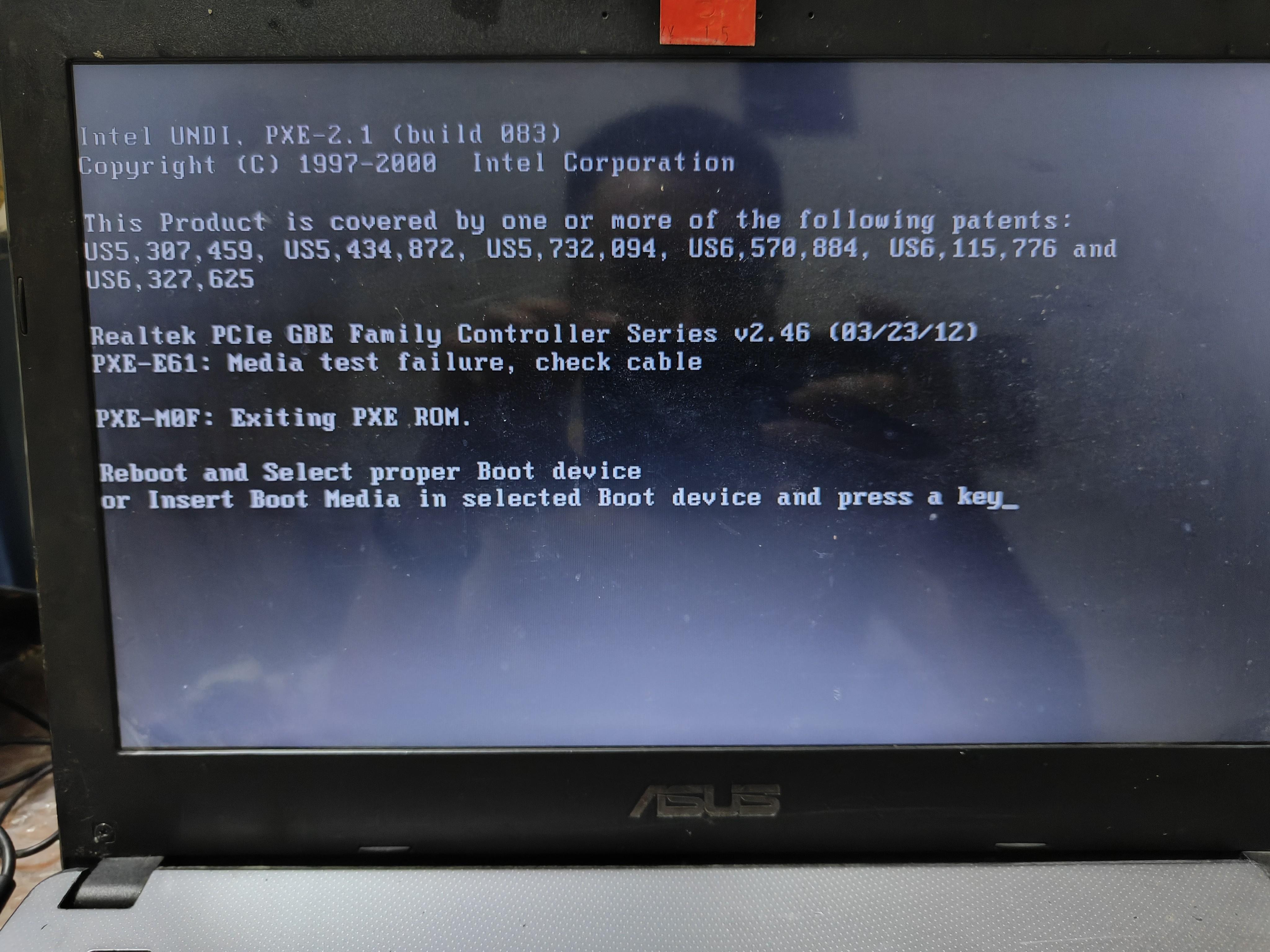 台式电脑开机蓝屏出现英文怎么解决