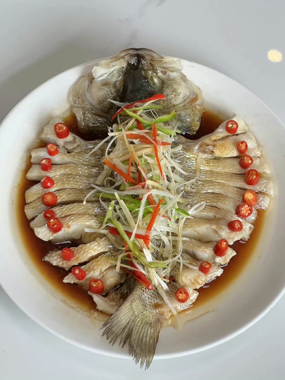 鲈鱼清蒸还是红烧好吃