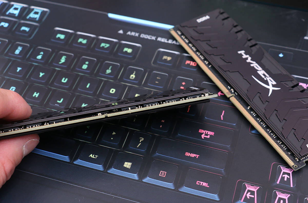 i77700hq性能相当于桌面什么U？