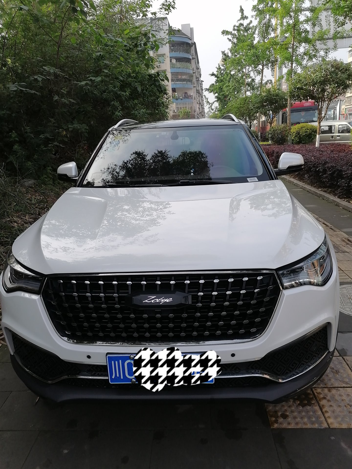 众泰t700出现扳手怎么处理