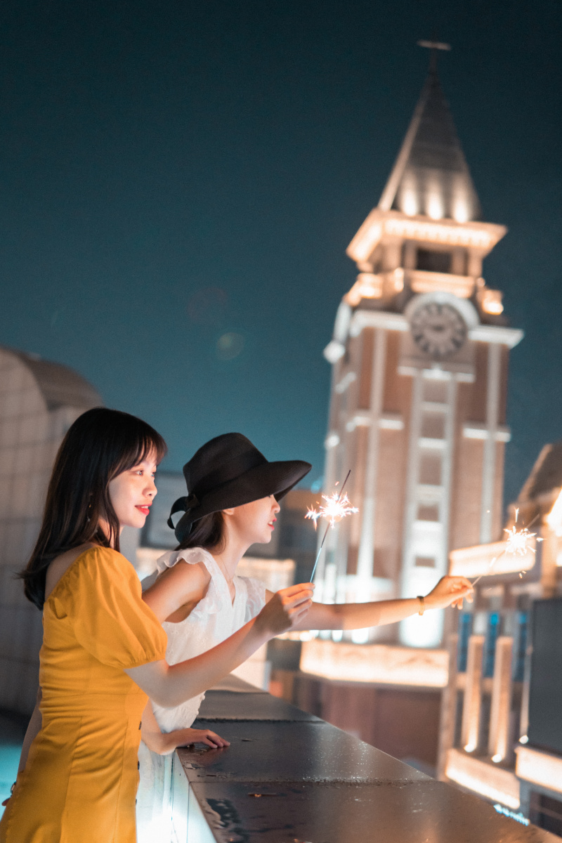 等不到天黑烟火不会太完美什么歌