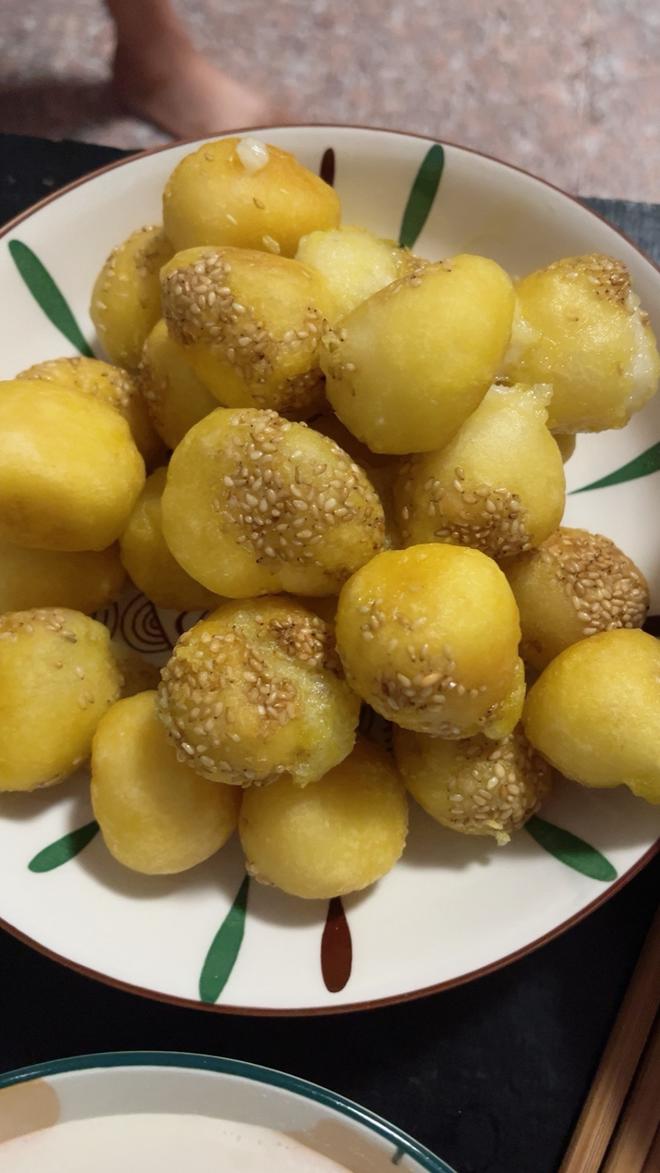 炸汤圆如何不爆,急,谢谢