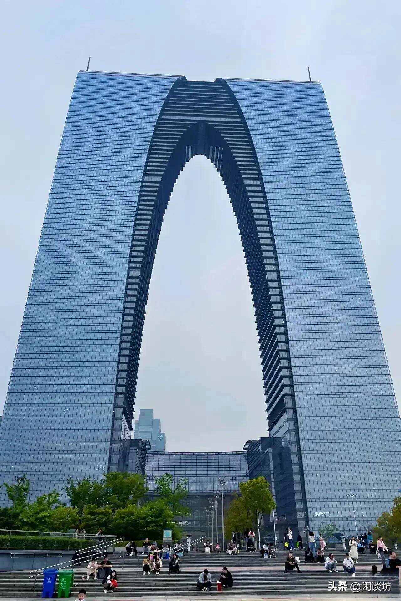 大秋裤是哪个城市的建筑