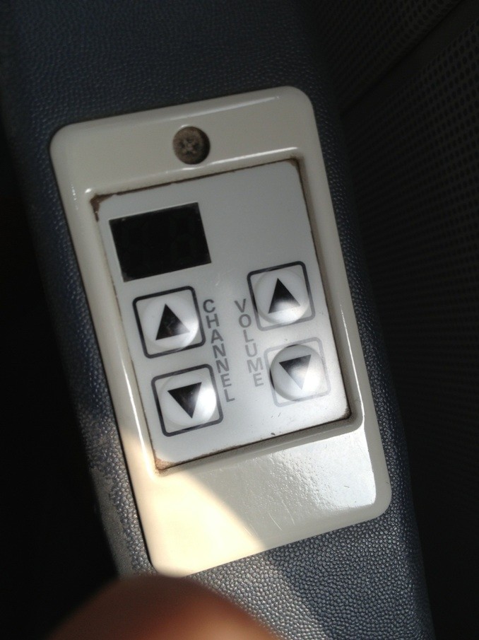 飞机座椅扶手上的volume含义