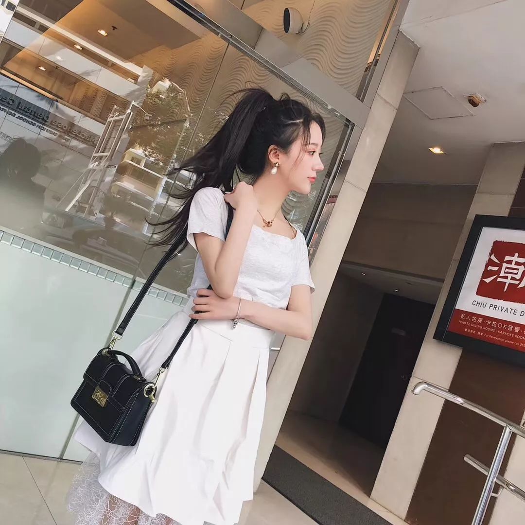 主播经纪人这个工作有责任底薪去不去干？