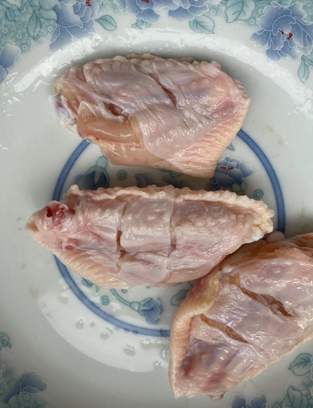 家庭烤箱做烤鸡翅的步骤是什么