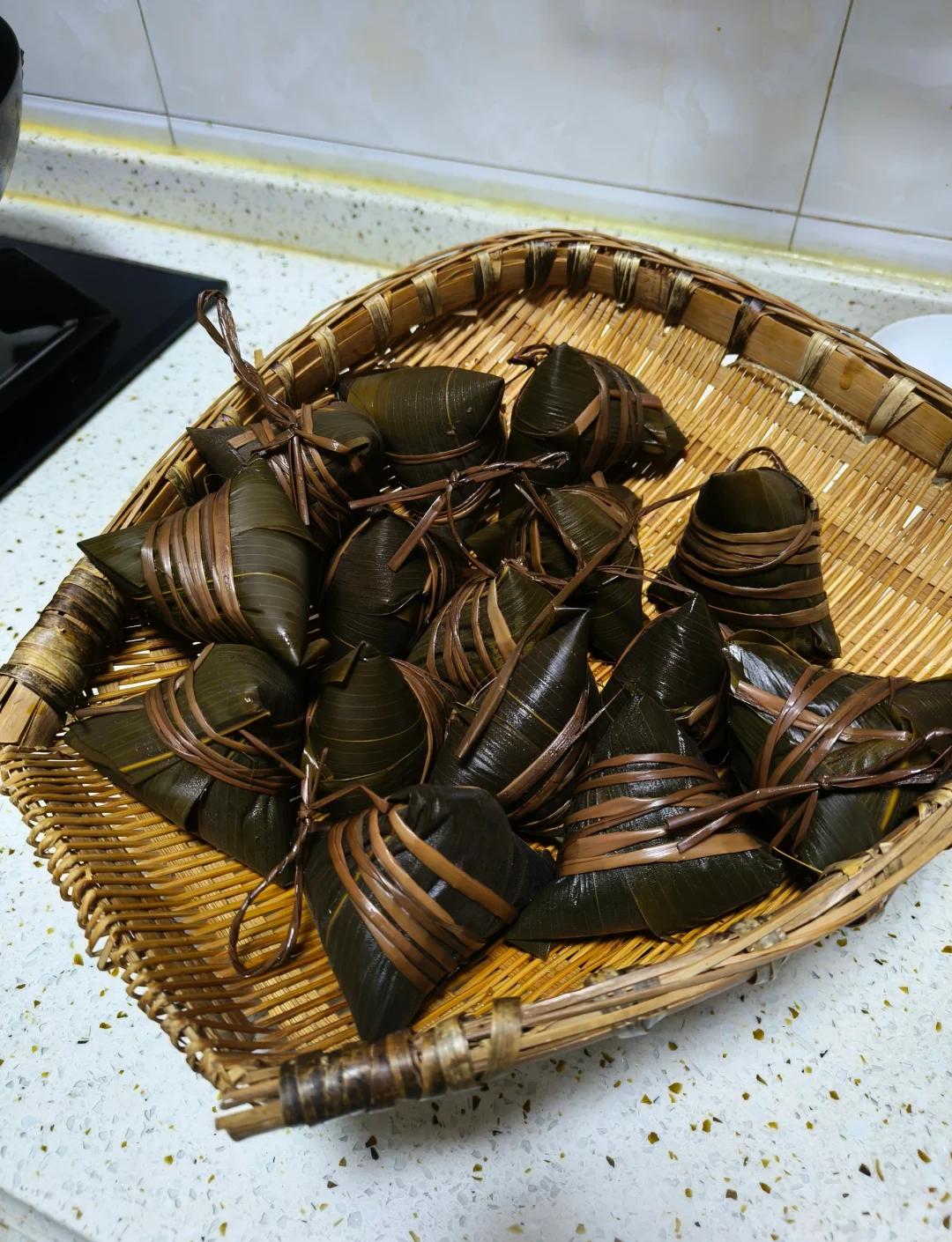 高压锅煮粽子要用多长时间才能熟